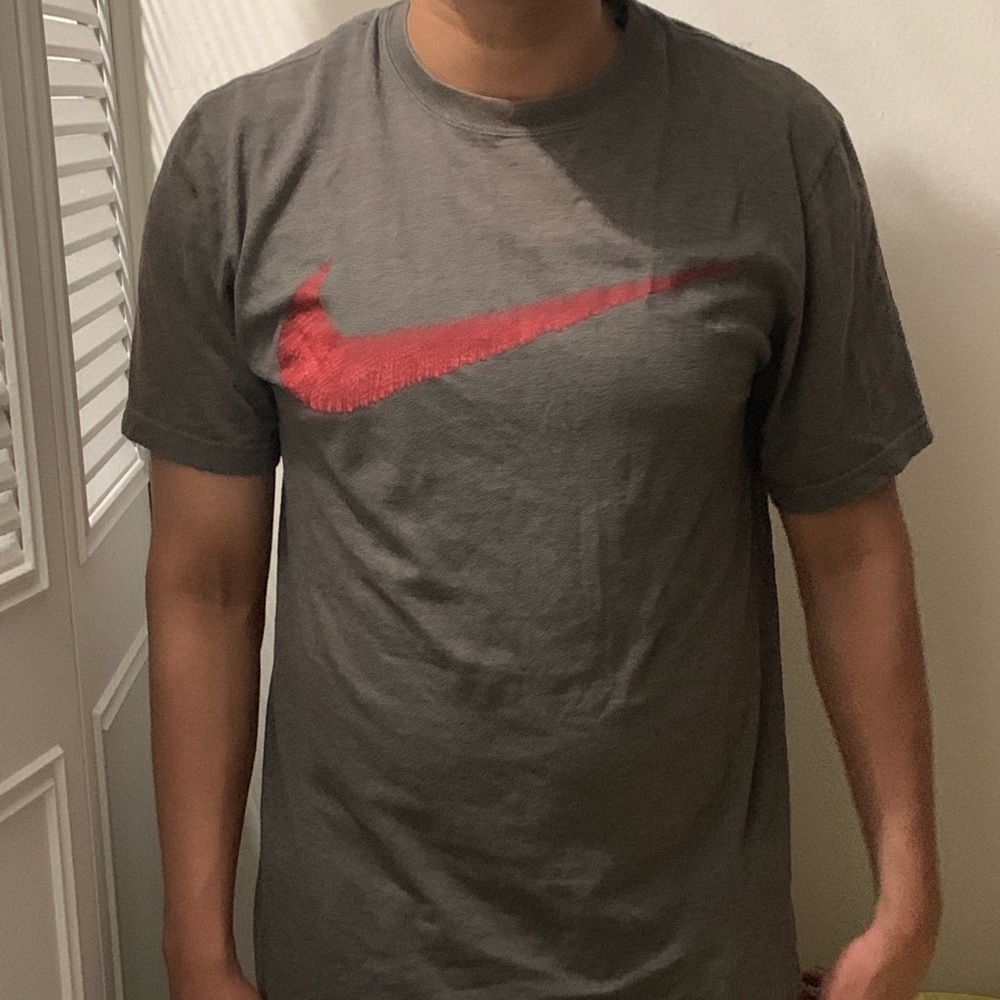 Nike T Shirt